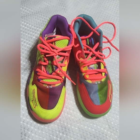 PUMA EUC MENS SIZE 11 LAMELO BALL BE YOU COLOR FLASHY BASKETBALL SNEAKERS SHOES - Picture 4 of 14